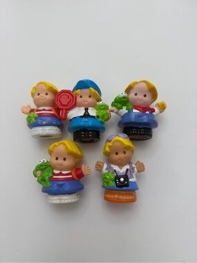 Fisher-Price Little People Figures Lot of 5 Kids & Crossing Guard with Frog  Toy